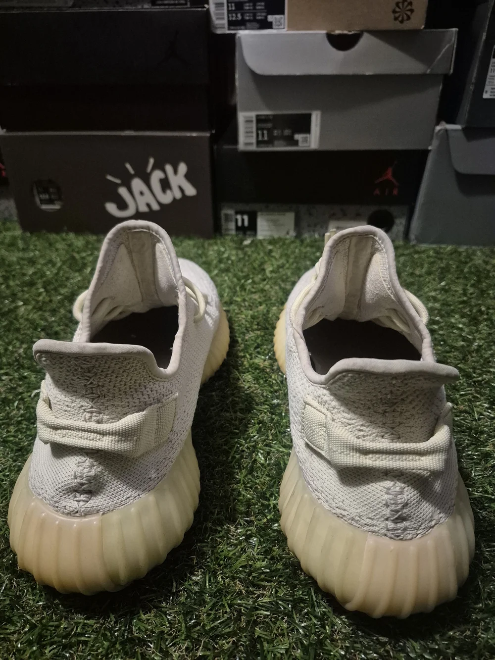 Adidas Yeezy 350 V2 (Butter)